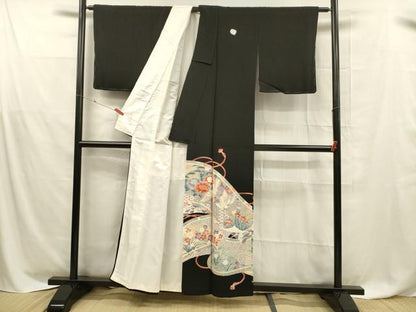 平和屋着物■豪華黒留袖　駒刺繍　飛鶴草花文　松竹梅　正絹　逸品　DABD6837cm