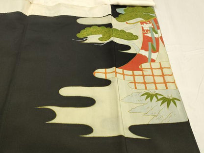 平和屋着物■豪華黒留袖　駒刺繍　尾長鳥梅松文　金銀彩　正絹　逸品　DABD6840cm