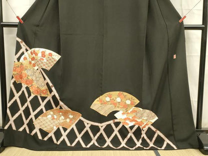 平和屋着物■豪華黒留袖　作家物　駒刺繍　地紙花文　金彩　ロング丈　正絹　逸品　DABD6842cm