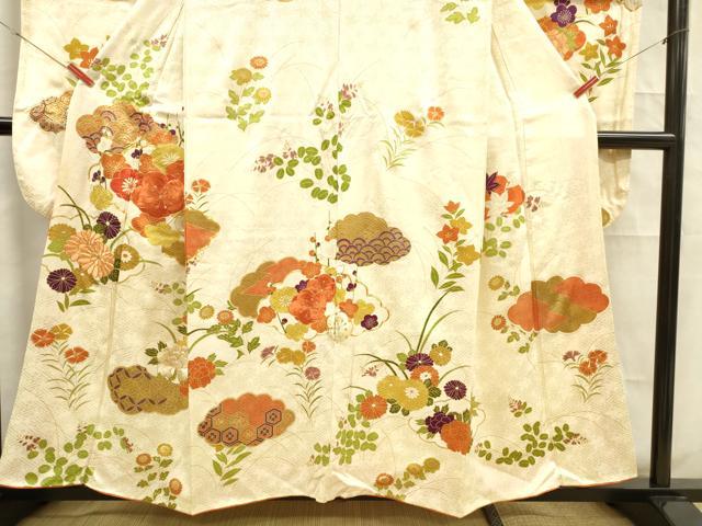 平和屋着物●豪華振袖　駒刺繍　草花文　暈し染め　金彩　銀通し地　正絹　逸品　DABC2116ud 平和屋着物□豪華振袖 駒刺繍 草花文 金彩 正絹 逸品 DABD6963cmの通販