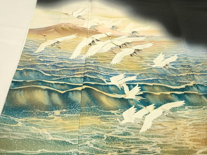 平和屋着物■豪華黒留袖 作家物 飛鶴文 暈し染め 金彩 正絹 逸品 DABD6965cm
