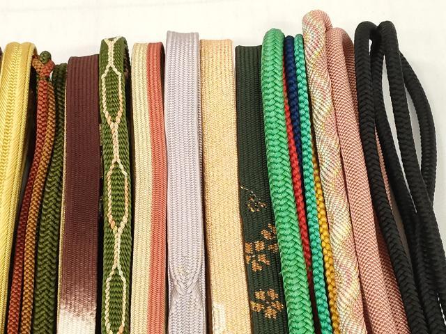 平和屋着物●和装小物　帯締め20本セット　高麗組　畝組　観世組　あわじ玉　小田巻　金糸　未使用品あり　逸品　DABD7520zzz