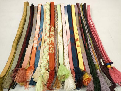 平和屋着物●和装小物　帯締め20本セット 手組 高麗組 笹浪組　唐組　観世組　大和組　あわじ玉 小田巻 金糸　長尺あり　逸品　DABD7523zzz