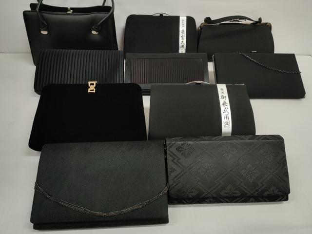 平和屋着物▼和装小物 バッグまとめて10点 喪富久用 ブラックフォーマル プリーツ 松皮菱花地紋 黒地 未使用品あり 逸品 DABD7655zzz
