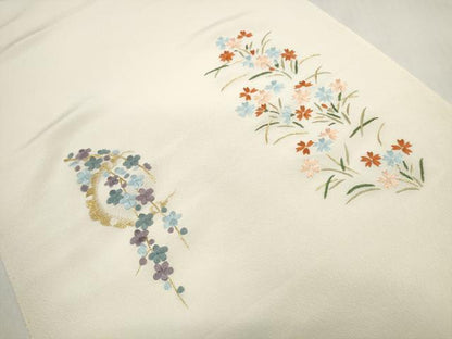 平和屋着物▼和装小物 端切れ ハギレ 2枚セット 駒刺繍 総刺繍 扇面花 雪輪花 金銀糸 リメイク生地 材料 逸品 DABD7782zzz