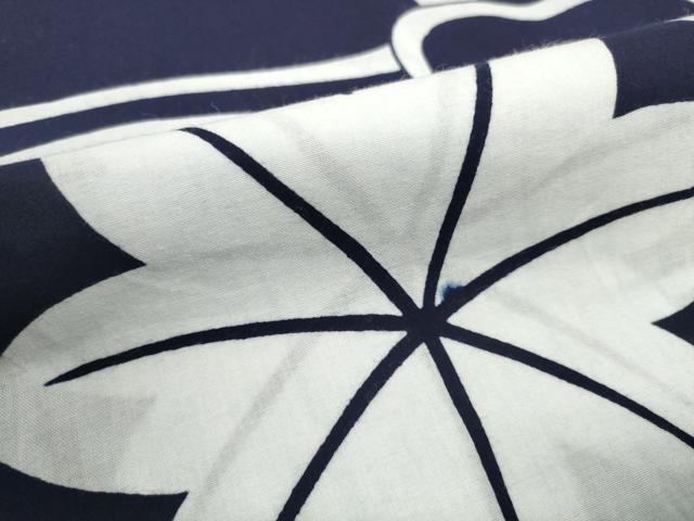 平和屋着物＊夏物 竺仙鑑製 浴衣 反物 着尺 流水梅楓文 紺地 証紙付き 綿 逸品 未使用 DABD7868zzz