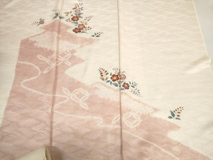 平和屋着物●創業460年・千總　付下げ　反物　着尺　刺繍　絞り　松皮菱七宝草花文　金糸　タグ付き　逸品　未使用　DABD8067zzz