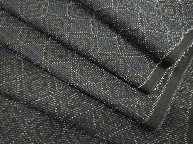 平和屋着物▼本場大島紬　反物　着尺　菱繋ぎ　逸品　未使用　DABD8080zzz