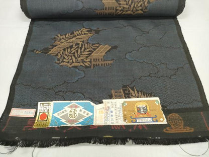 平和屋着物●本場大島紬　反物　着尺　7マルキ　古代染色純泥染　雲重ね風景文　重村正巳作　証紙付き　逸品　未使用　DABD8529zzz