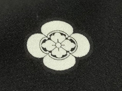平和屋着物●豪華黒留袖　駒刺繍　流水飛鶴草花文　金彩　正絹　逸品　未使用　DABD9043ud