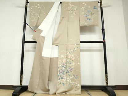 平和屋着物●訪問着　刺繍　草花文　鈴乃屋扱い　正絹　逸品　DABD9075ud