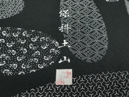 平和屋着物●伝統工芸士　保科土山　江戸小紋　訪問着　舞花文　黒地　正絹　逸品　DABD9098ud