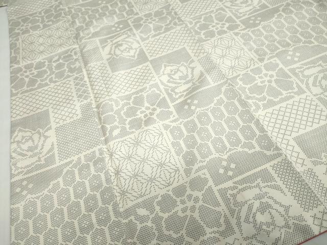 平和屋着物●本場大島紬　白大島　9マルキ　変わり格子草花文　正絹　逸品　DABD9104ud