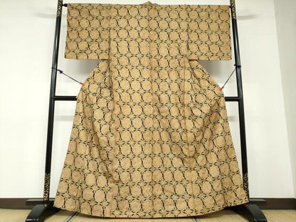 平和屋着物●上質な小紋　正倉院花鳥文　黒地　金彩　正絹　逸品　DABD9160ud