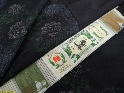平和屋着物●本場結城紬　重要無形文化財　100亀甲　雪輪草花文　証紙付き　正絹　逸品　DABD9172ud
