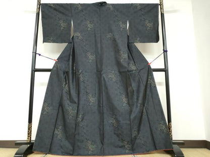 平和屋着物●本場大島紬　風景樹林文　正絹　逸品　未使用　DABD9181ud