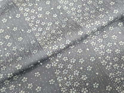 平和屋着物●上質な小紋　舞桜文　正絹　逸品　DABD9210ud