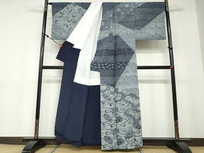 平和屋着物●藍造り国選定無形文化財　藍師・佐藤昭人　訪問着　流水草花文　認定証付き　正絹　逸品　DABD9216ud