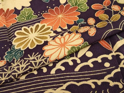 平和屋着物●訪問着　型染め　流水草花文　鬼しぼ縮緬　正絹　逸品　DABD9244ud