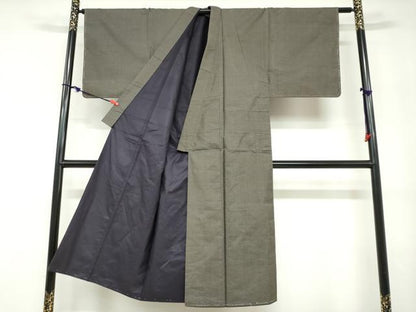 平和屋着物●男性　本場大島紬　アンサンブル　80亀甲　総詰め　正絹　逸品　未使用　DABD9247ud