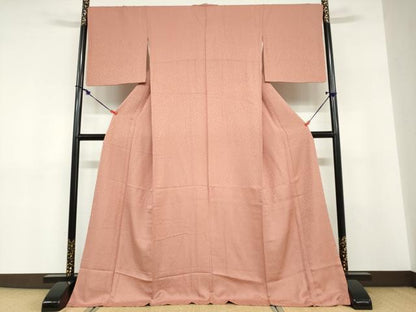 平和屋着物●上質な色無地　花尽くし地紋　梅染色　正絹　逸品　DABD9260ud