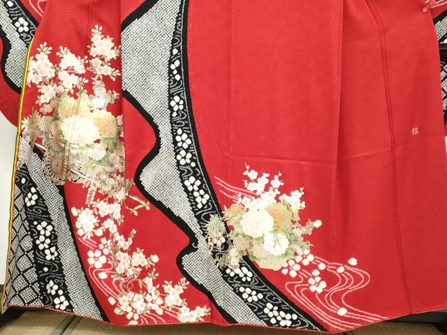平和屋着物●ブライダルファッションデザイナー・桂由美　振袖　絞り　花車文　金銀彩　正絹　逸品　DABD9276ud