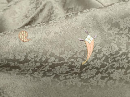 平和屋着物●訪問着　刺繍　更紗花唐草地紋　色無地　灰汁色　正絹　逸品　DABD9288ud
