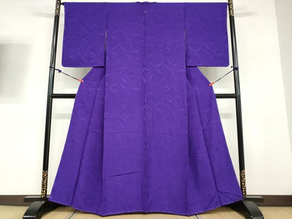 平和屋着物●上質な色無地　花尽くし地紋　本紫色　正絹　逸品　DABD9325ud