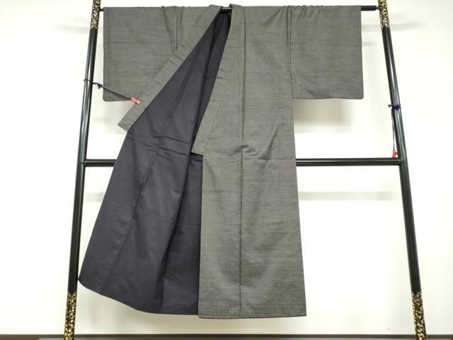 平和屋着物○男性 本場奄美大島紬 アンサンブル 長羽織 抽象文様 反端付き