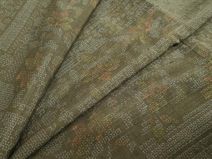 平和屋着物●結城紬　80亀甲　変わり横段花文　やまと誂製　正絹　逸品　DABD9378ud