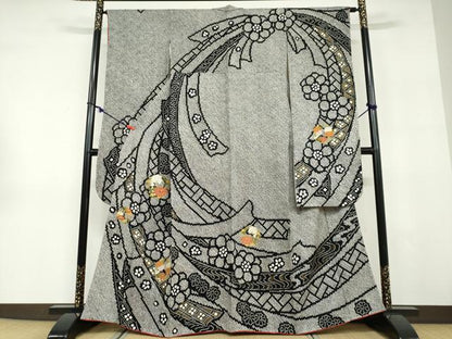 平和屋着物●豪華振袖　総絞り　駒刺繍　草花丸文　黒地　金彩　正絹　逸品　DABD9415ud