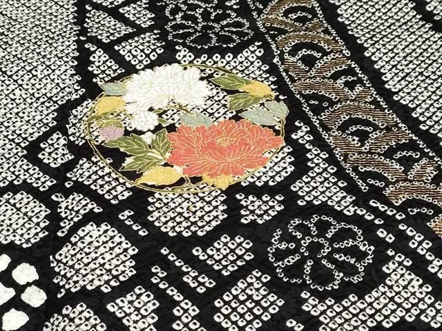 平和屋着物●豪華振袖　総絞り　駒刺繍　草花丸文　黒地　金彩　正絹　逸品　DABD9415ud