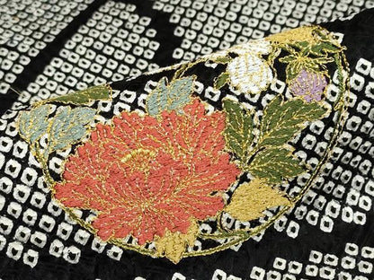 平和屋着物●豪華振袖　総絞り　駒刺繍　草花丸文　黒地　金彩　正絹　逸品　DABD9415ud