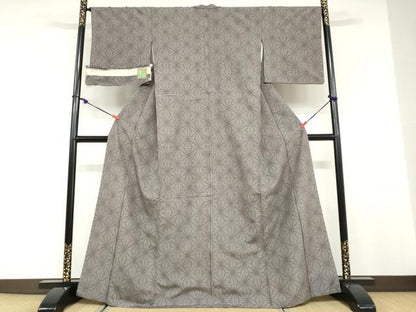 平和屋着物●結城紬　80亀甲　麻の葉文様　反端付き　正絹　逸品　DABD9447ud