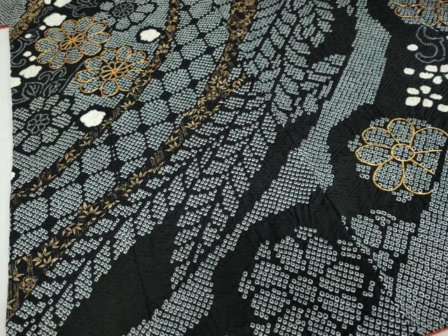 平和屋着物●豪華振袖　駒刺繍　絞り　草花文　黒地　金彩　鈴乃屋扱い　正絹　逸品　DABD9503ud