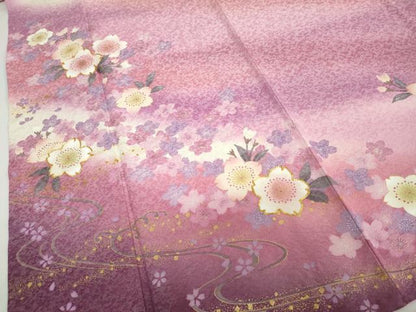 平和屋着物●訪問着　駒刺繍　流水舞桜文　金彩　銀通し地　正絹　逸品　DABD9509ud