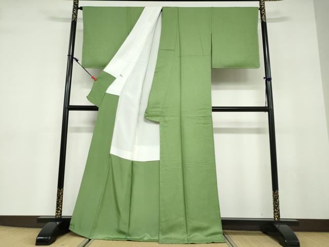 平和屋着物●上質な色無地　紋意匠　松葉色　正絹　逸品　未使用　DABD9588ud