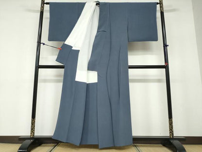 平和屋着物●上質な色無地　堅牢染　白樺染　錆鉄御納戸色　反端付き　正絹　逸品　DABD9748ud