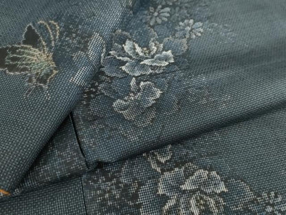 平和屋着物●本場大島紬　9マルキ　花蝶文　正絹　逸品　DABD9756ud
