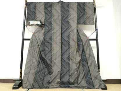 平和屋着物●本場大島紬　抽象文様　証紙付き　ロング丈　正絹　逸品　未使用　DABD9759ud