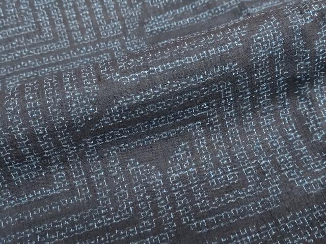 平和屋着物●本場結城紬　重要無形文化財　80亀甲　幾何学文様　正絹　逸品　DABD9789ud