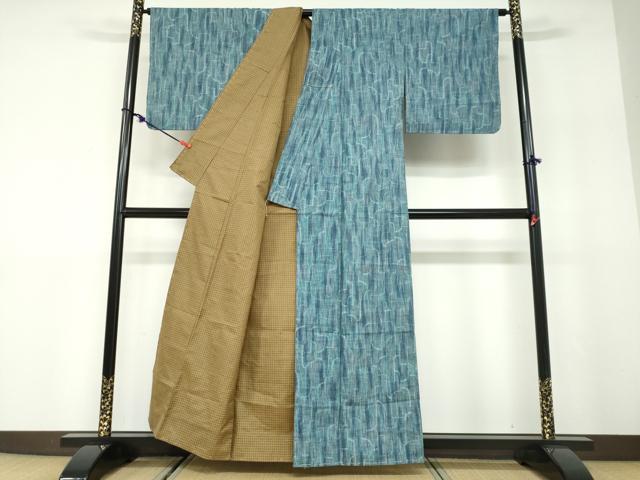 平和屋着物●上質な紬　リバーシブル　霞文　格子文　正絹　逸品　DABD9794ud