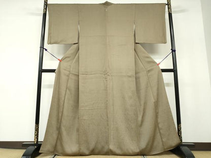 平和屋着物●上質な色無地　枝葉地紋　肥後煤竹色　正絹　逸品　DABD9826ud
