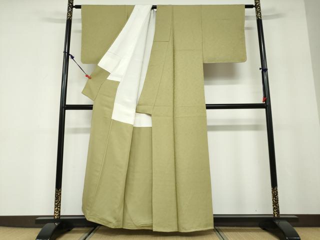 平和屋着物●上質な色無地　南天地紋　黄海松茶色　正絹　逸品　未使用　DABD9832ud