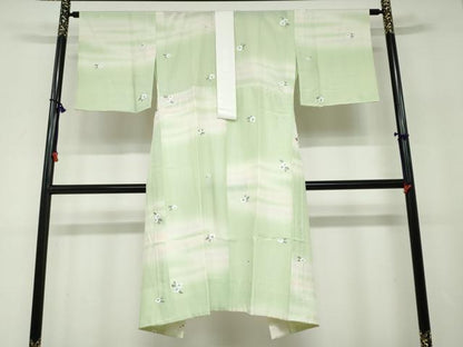 平和屋着物●長襦袢　無双仕立て　舞花文　暈し染め　金彩　半衿刺繍　正絹　逸品　DABD9929ud