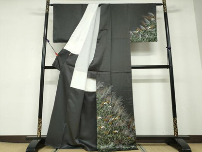 平和屋着物●訪問着　秋草文　黒地　金彩　ますいわ屋扱い　正絹　逸品　DABD9945ud