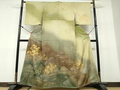 平和屋着物●訪問着　手描き　駒刺繍　雲取り草花文　暈し染め　金銀彩　正絹　逸品　未使用　DABD9960ud