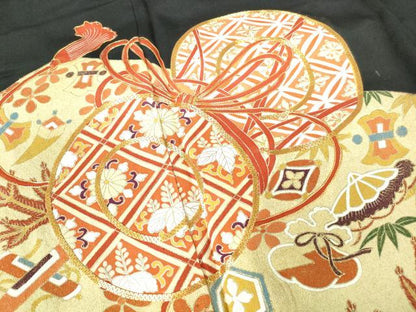 平和屋着物■豪華黒留袖　駒刺繍　鼓宝尽くし文　金彩　正絹　逸品　DABE0739qa