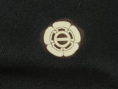 平和屋着物■豪華黒留袖　駒刺繍　鼓宝尽くし文　金彩　正絹　逸品　DABE0739qa