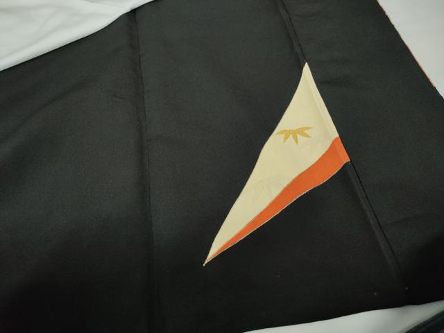 平和屋着物■豪華黒留袖　駒刺繍　鼓宝尽くし文　金彩　正絹　逸品　DABE0739qa